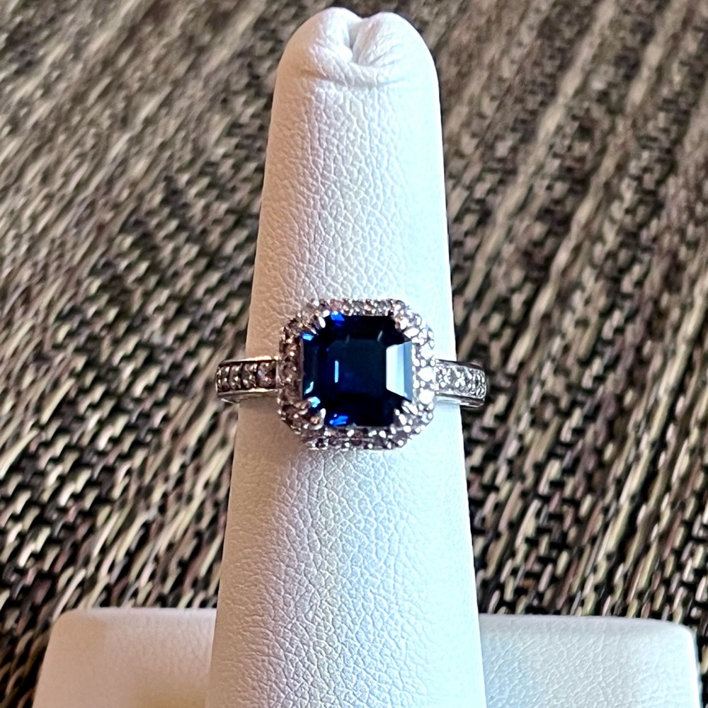 ⭐️ Blue CZ Sterling Silver Ring Size 5.25 - Picture 5 of 13